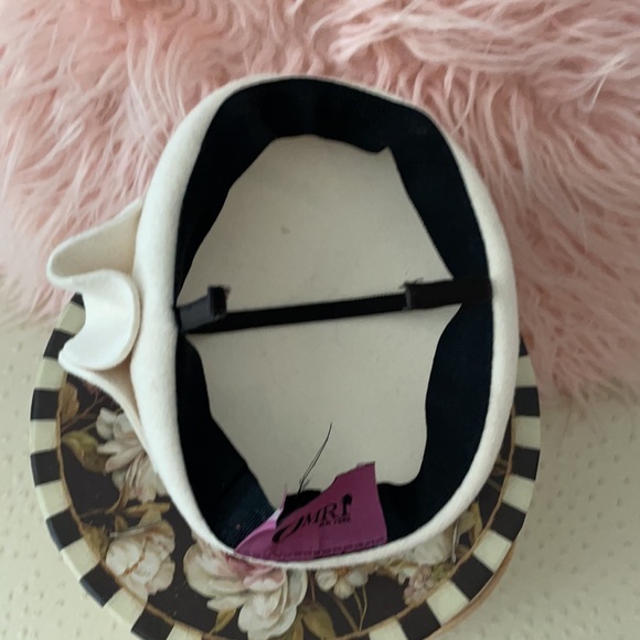 Custom Fascinator. Winter wonderland - Picture 5 of 7